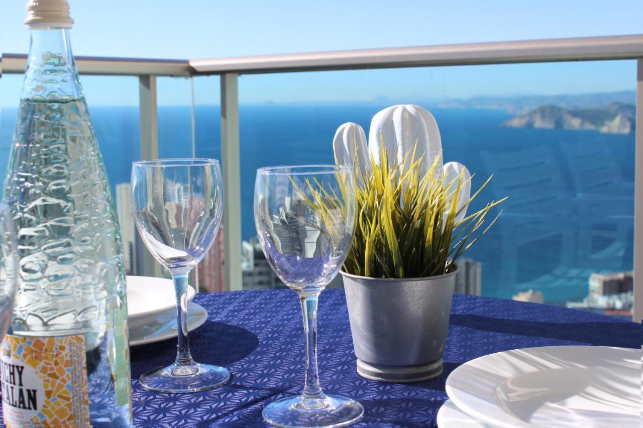 High Rise Apartment On The 39Th Floor With Private Terrace And Sea Views Бенидорм Экстерьер фото