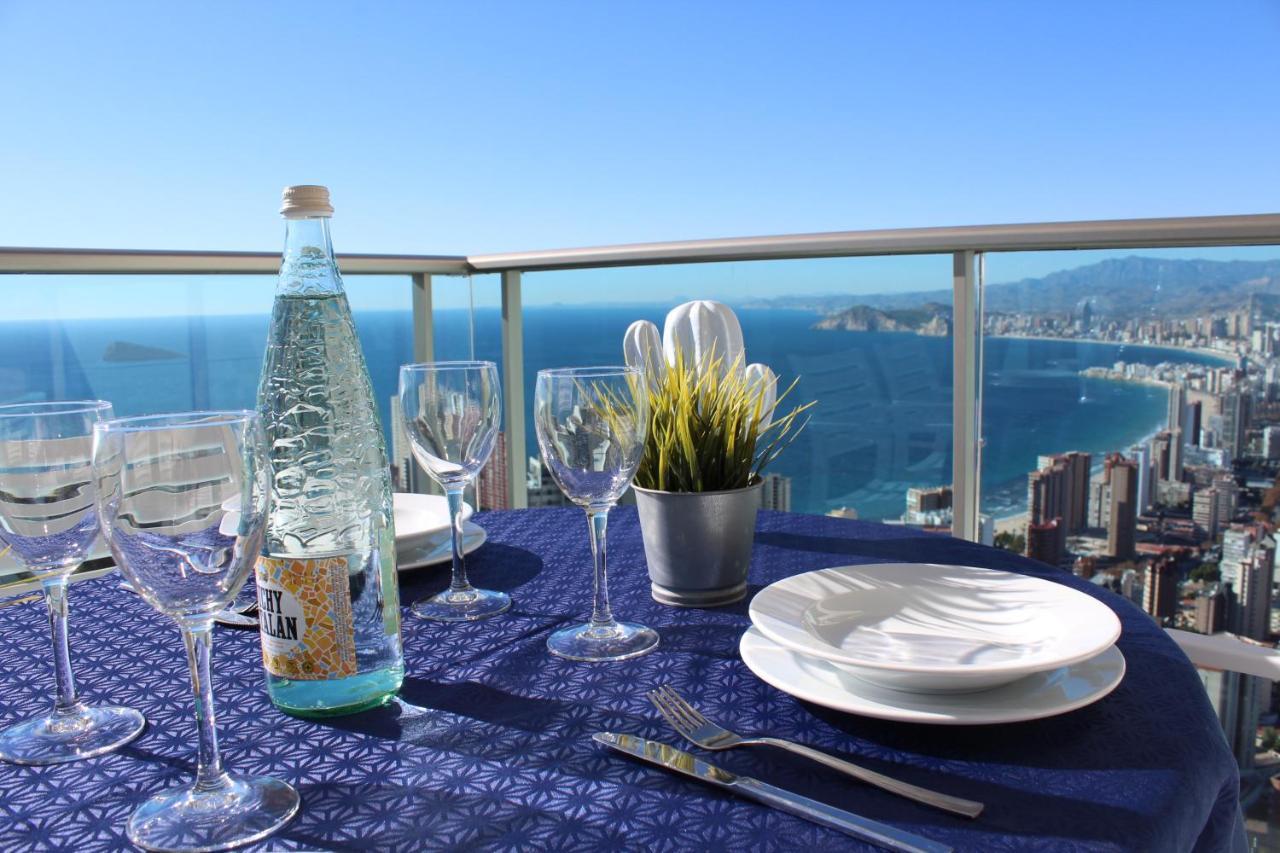 High Rise Apartment On The 39Th Floor With Private Terrace And Sea Views Бенидорм Экстерьер фото